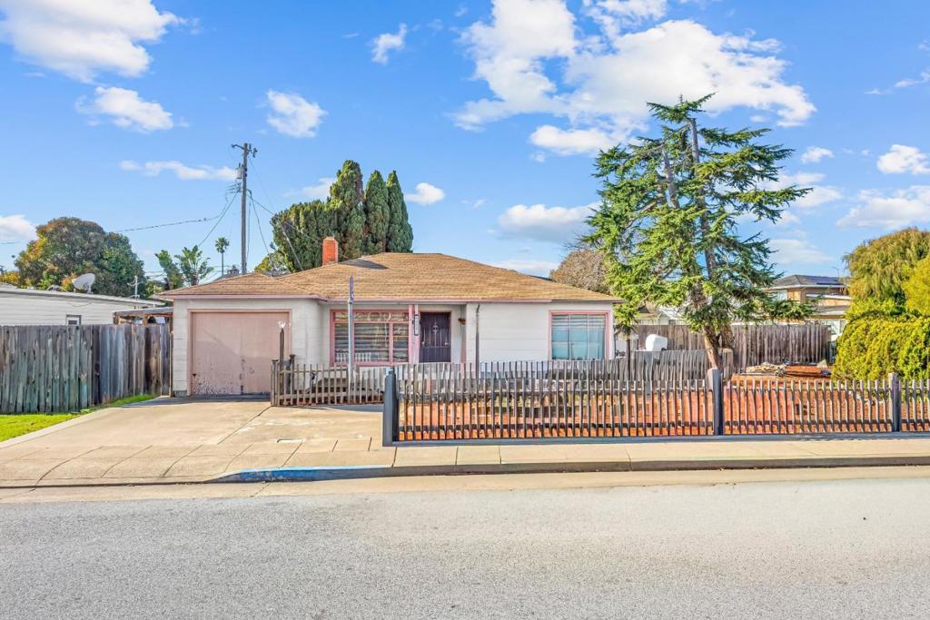 Photo of Listing #ML82030292