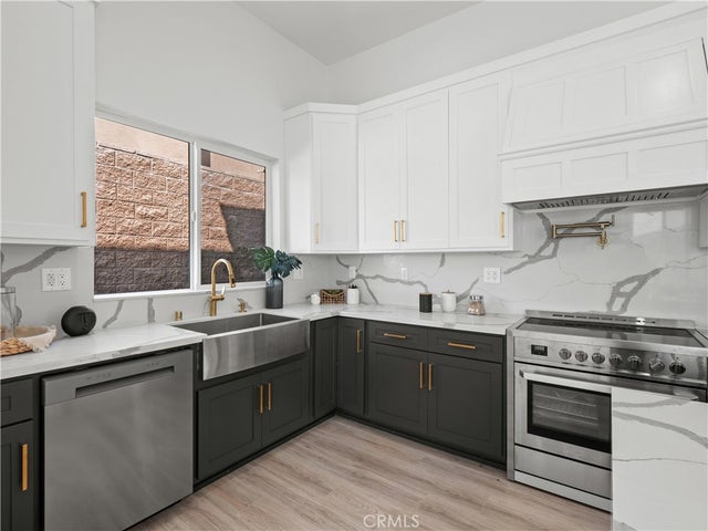 12515 Haleh Lane, Sylmar