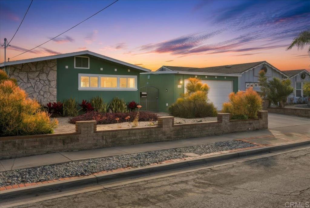 Photo of Listing #PTP2600291