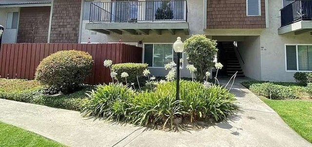 985 S Idaho Street # 40, La Habra