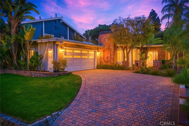 912 N Rowell, Manhattan Beach.