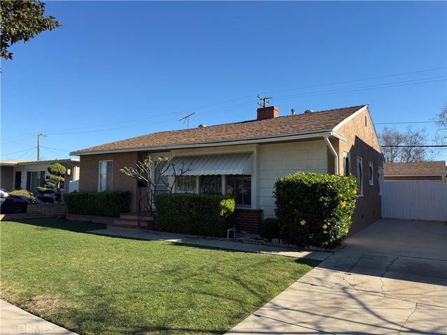 3044 Ocana, Long Beach