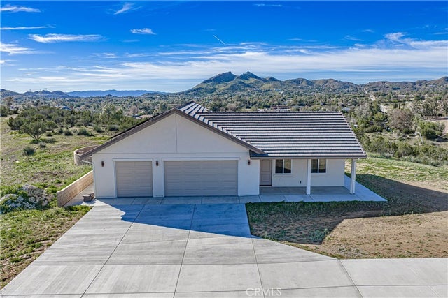 10540 Darling Road, Agua Dulce