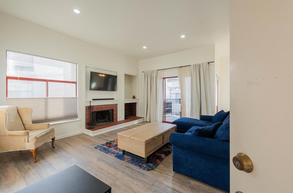 2412 Main Street G, Salinas