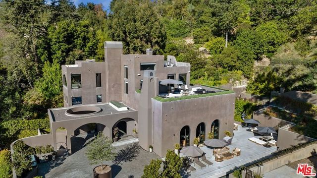 11968 Brentridge Drive, Los Angeles