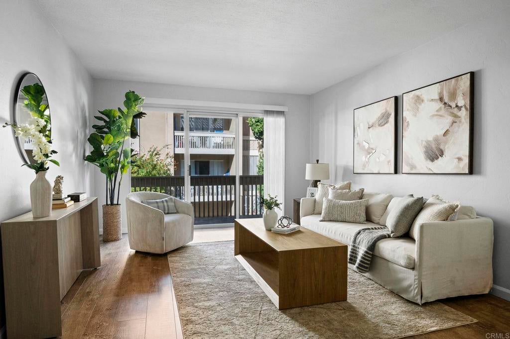 Photo of Listing #PTP2600312