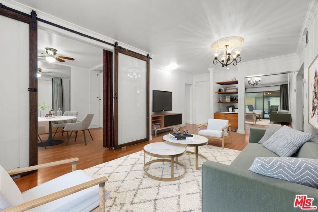 Photo of Listing #26635631