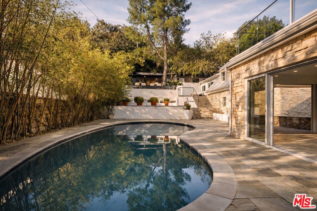 Photo of Listing #26636329