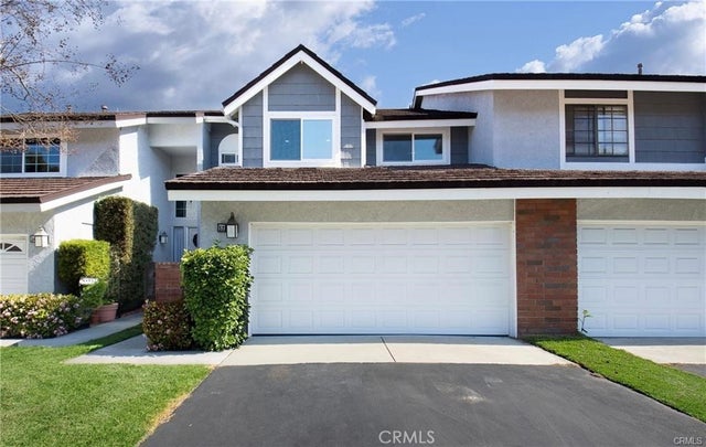 52 Weepingwood, Irvine