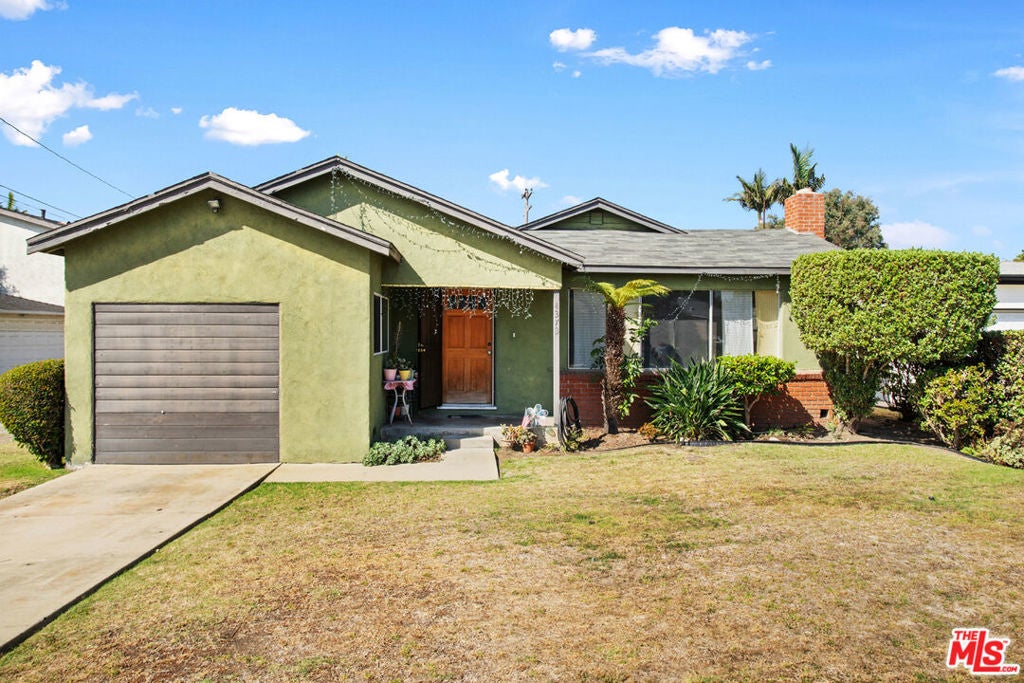 Photo of Listing #26636633