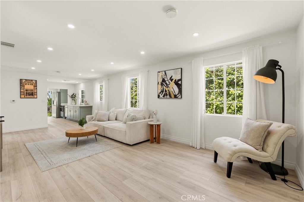 Photo of Listing #SR26007463