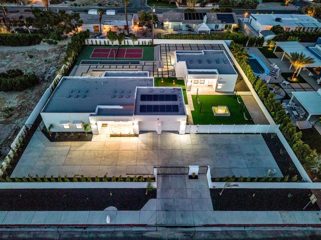 2150 N Farrell Drive, Palm Springs