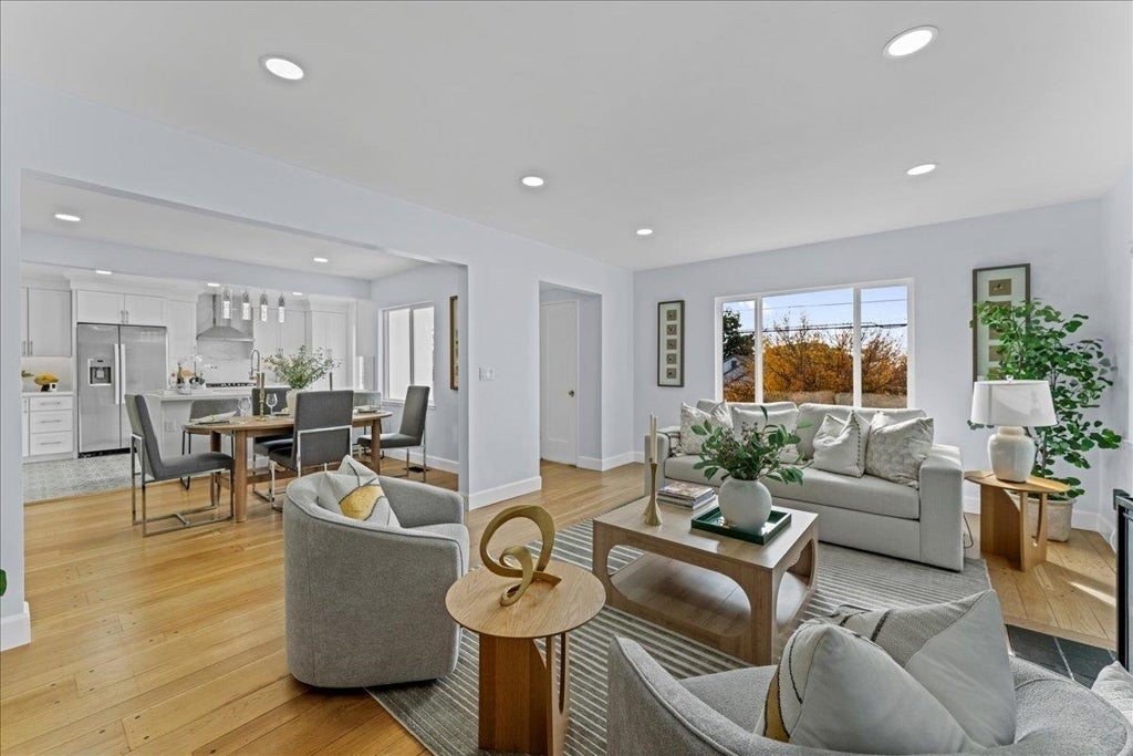 Photo of Listing #41120680