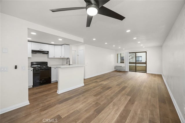 600 W 3rd Street # B205, Santa Ana