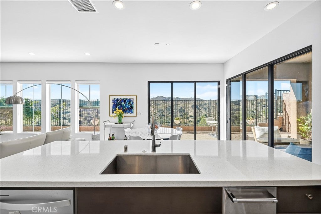 Photo of Listing #SR26007895