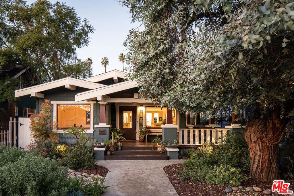 Photo of Listing #26636279