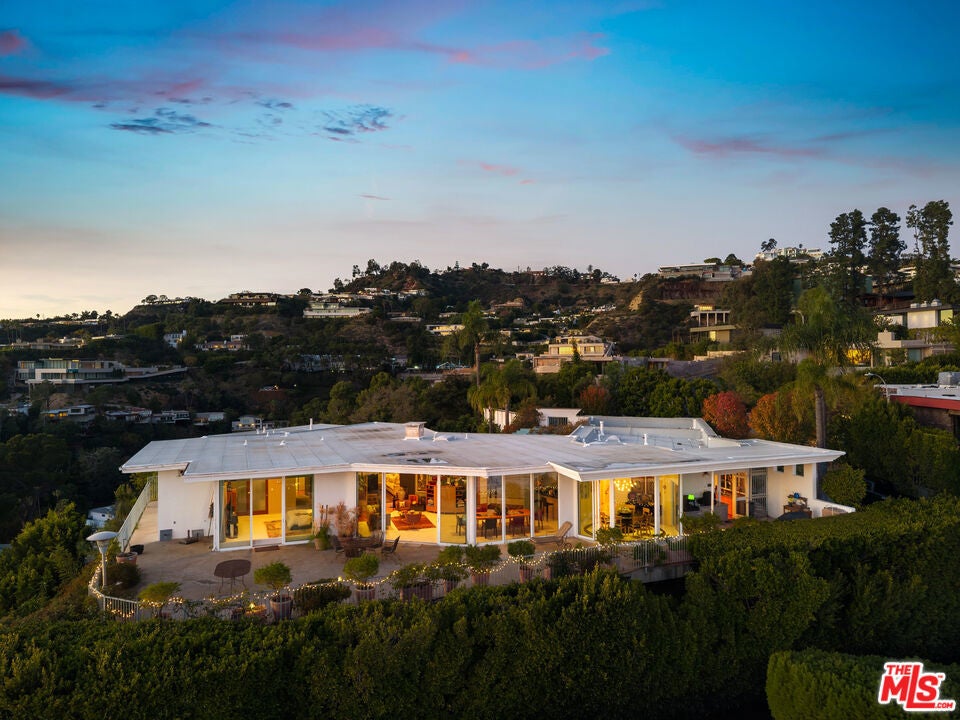 Photo of Listing #26636693