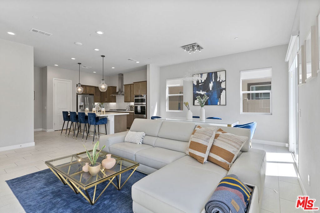 Photo of Listing #26636731