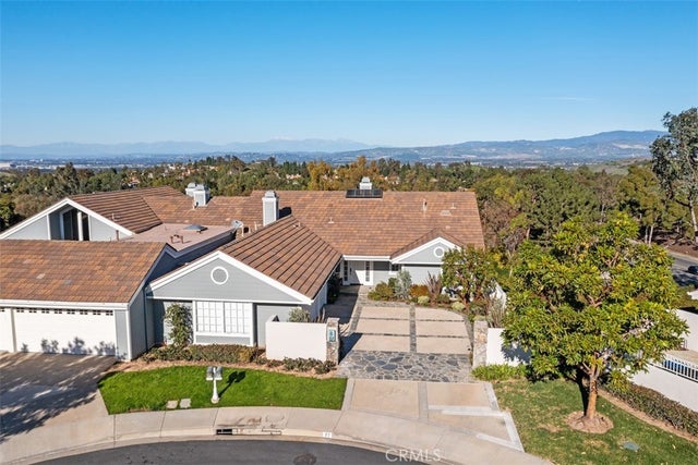 22 Delphinus, Irvine.