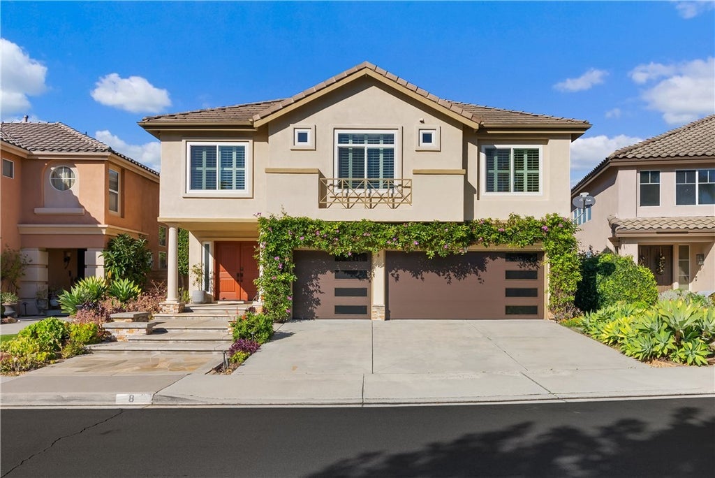 8 Rimani Drive, Mission Viejo