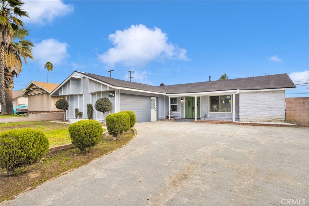 Photo of Listing #IV26008327