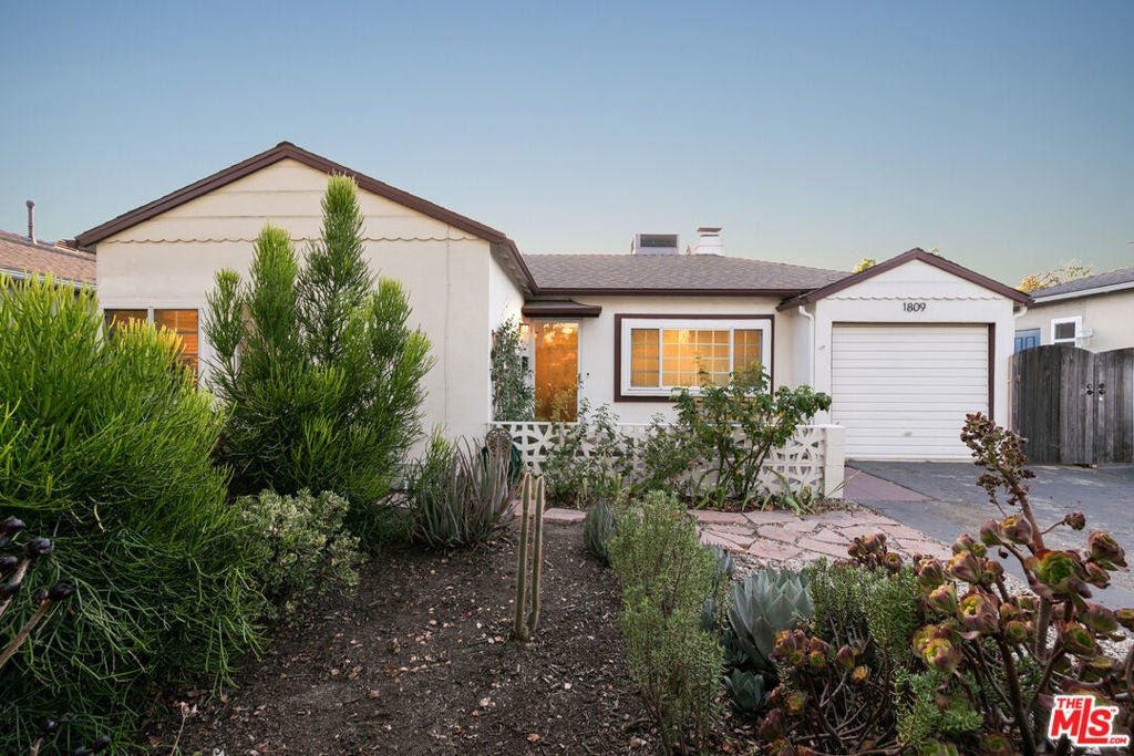 Photo of Listing #26637069