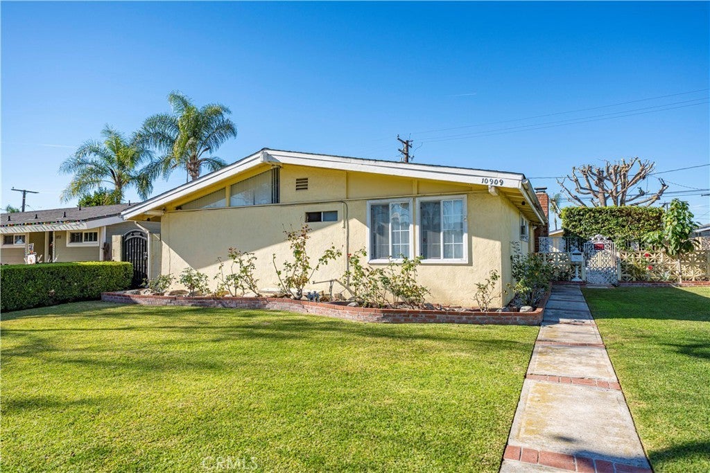 Photo of Listing #PW26008747