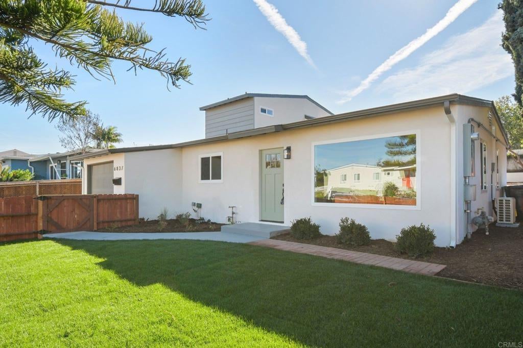 Photo of Listing #PTP2600354