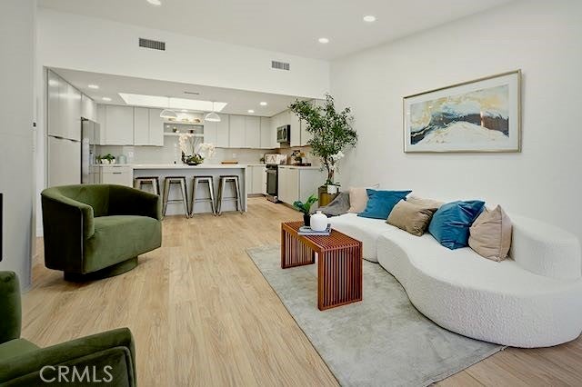 Photo of Listing #PW26008925