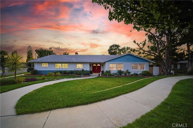 10225 Donna, Northridge