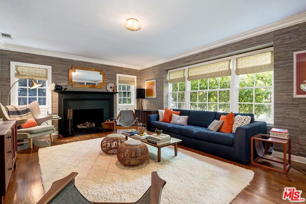 Photo of Listing #26633095