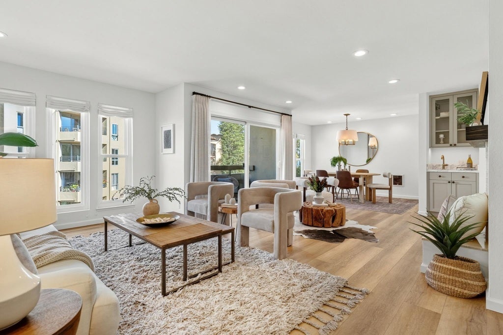 Photo of Listing #41120818