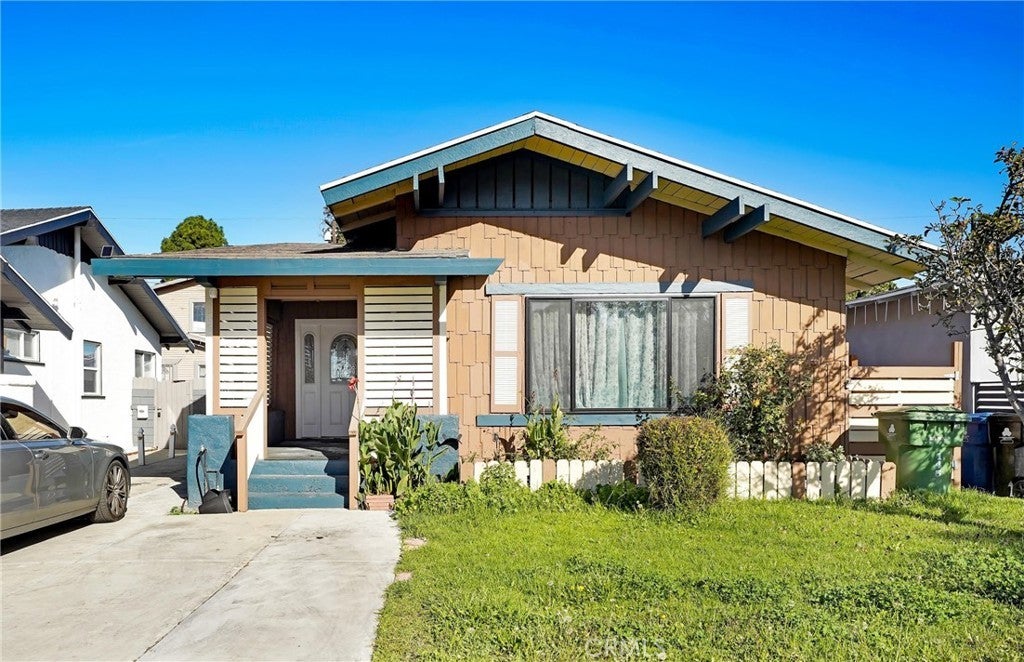 Photo of Listing #SR26008955