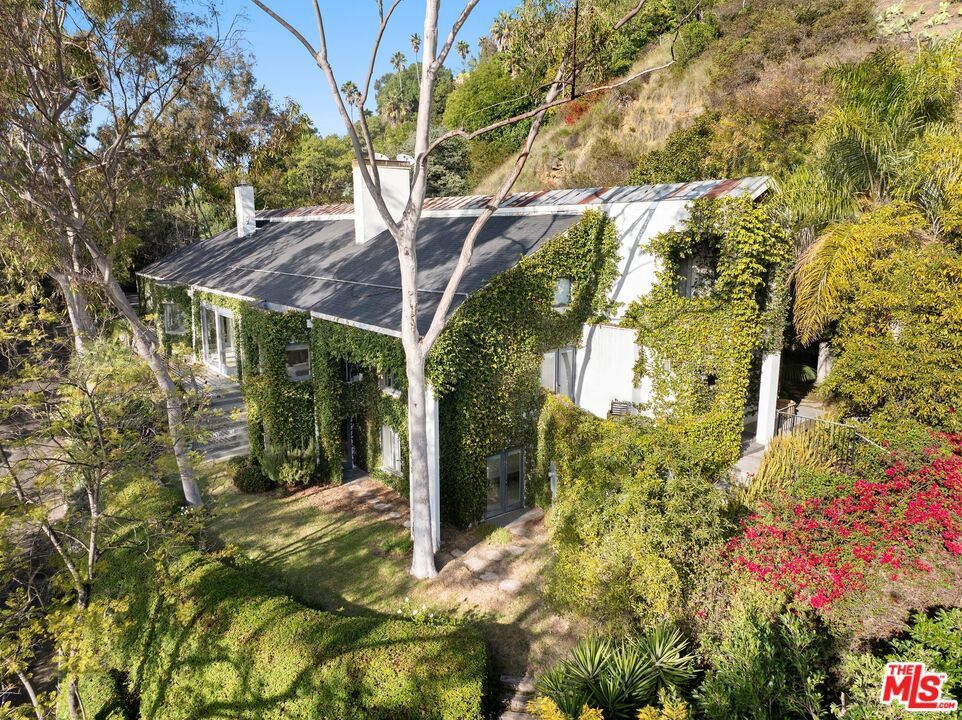 Photo of Listing #26636497