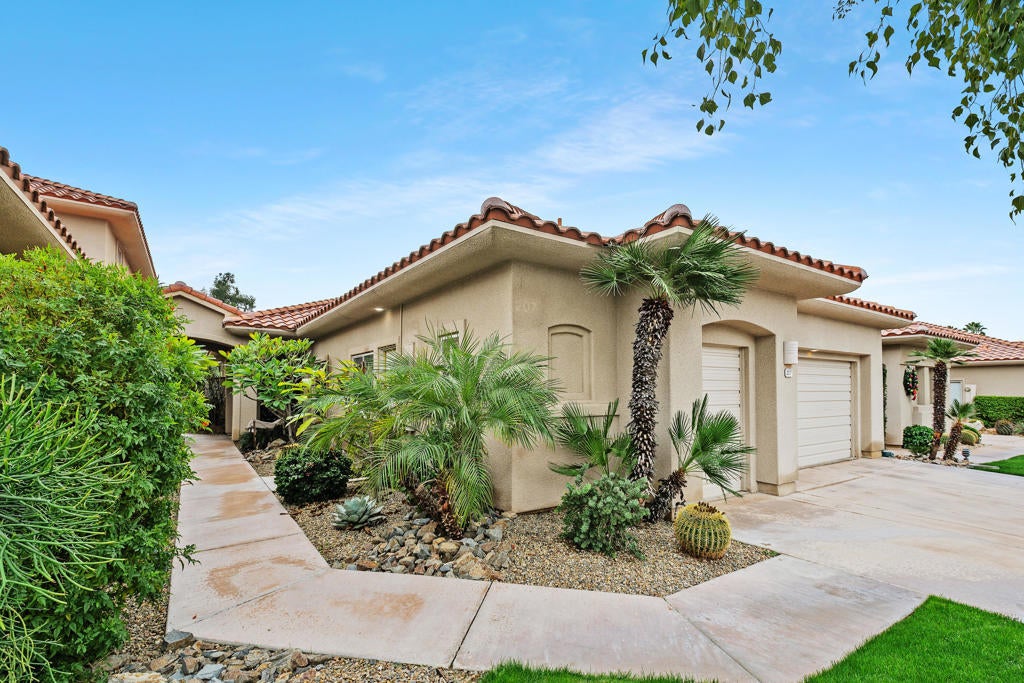 207 Kavenish Drive, Rancho Mirage