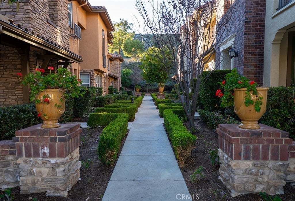 Photo of Listing #SR26009657