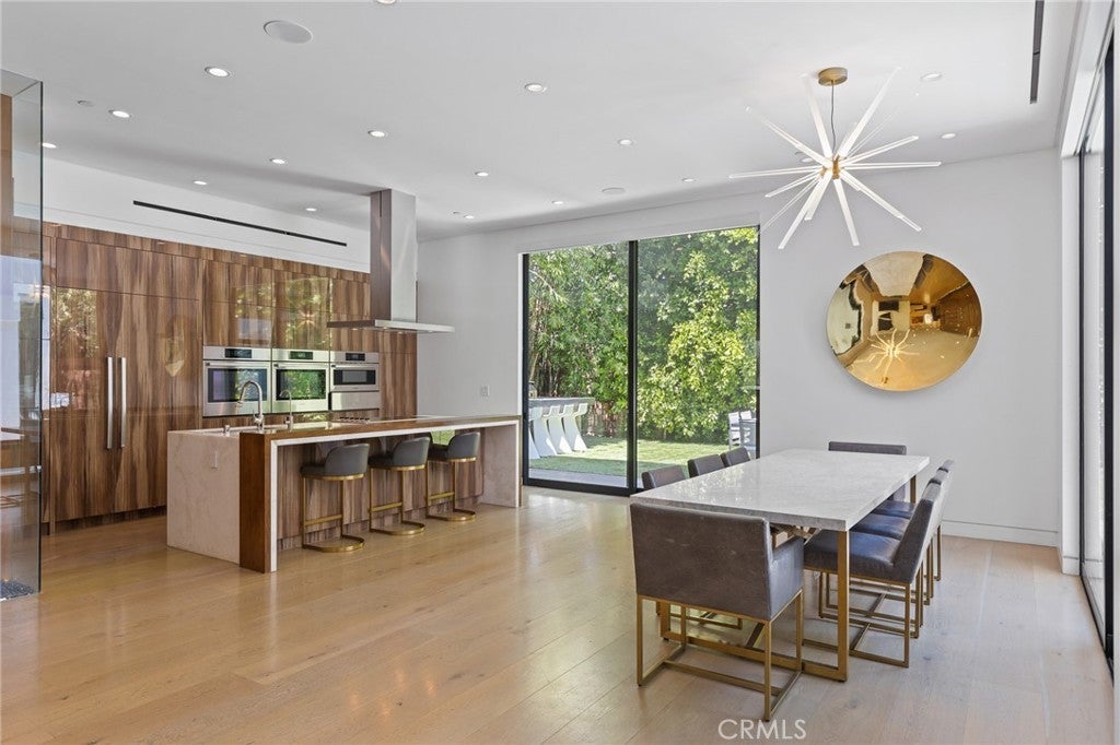 Photo of Listing #SR26009669