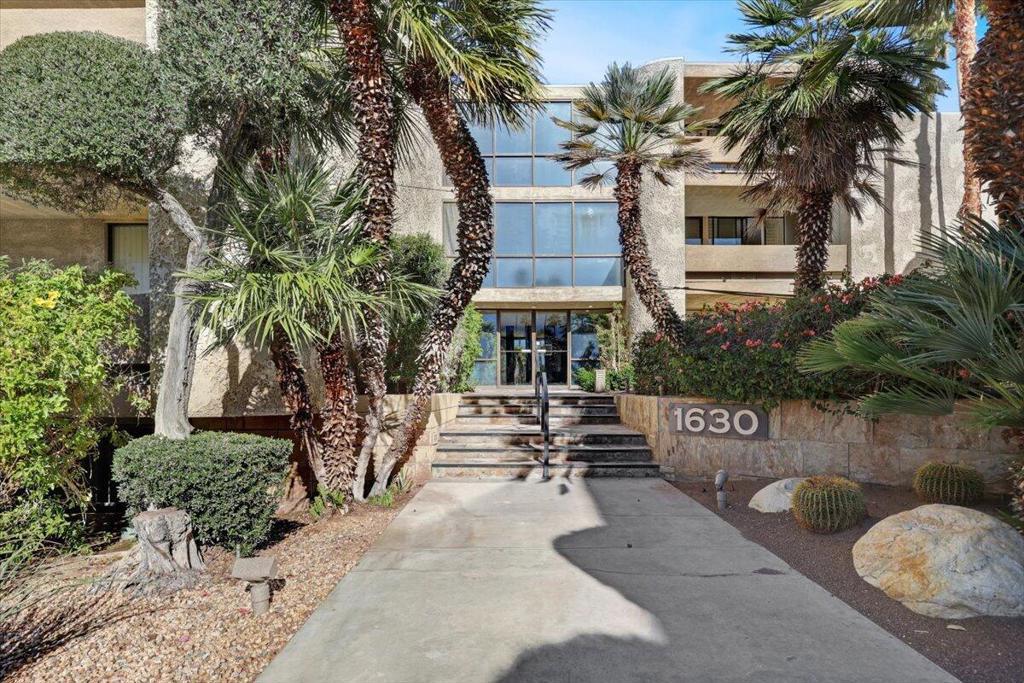 1630 S La Reina Way # 1c, Palm Springs