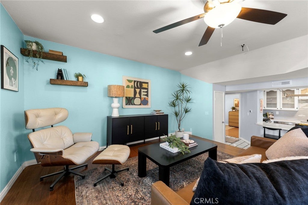 Photo of Listing #PW26008319