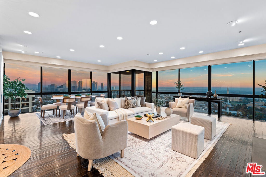 Photo of Listing #26634005