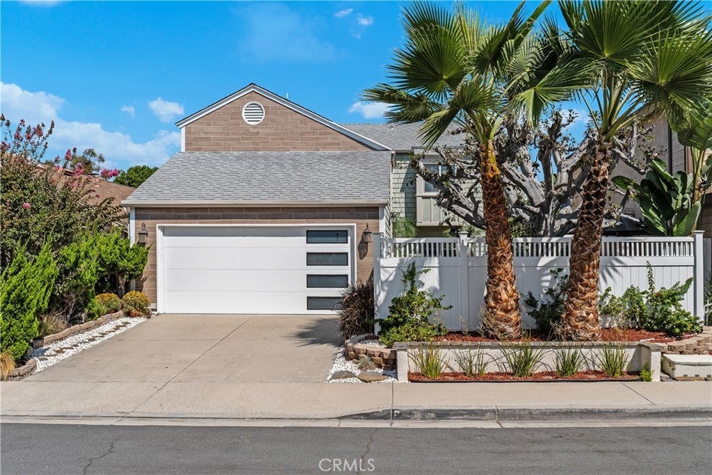 Photo of Listing #OC26007996