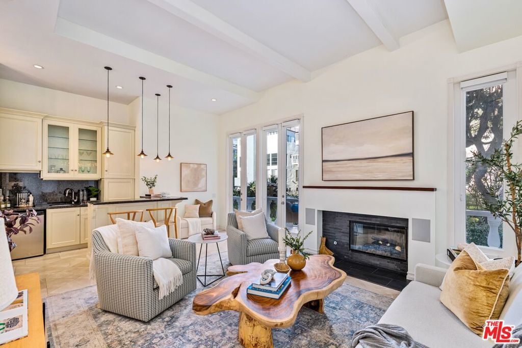 Photo of Listing #26635221