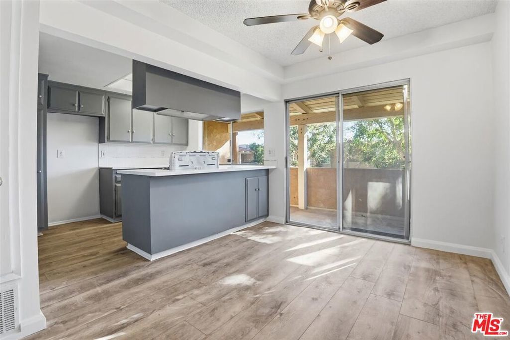 Photo of Listing #26638253