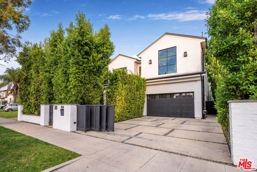 Photo of Listing #26637197