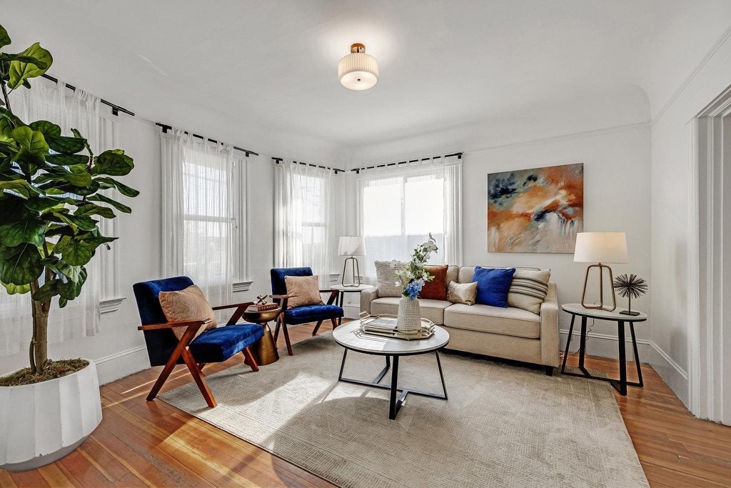 Photo of Listing #41120970