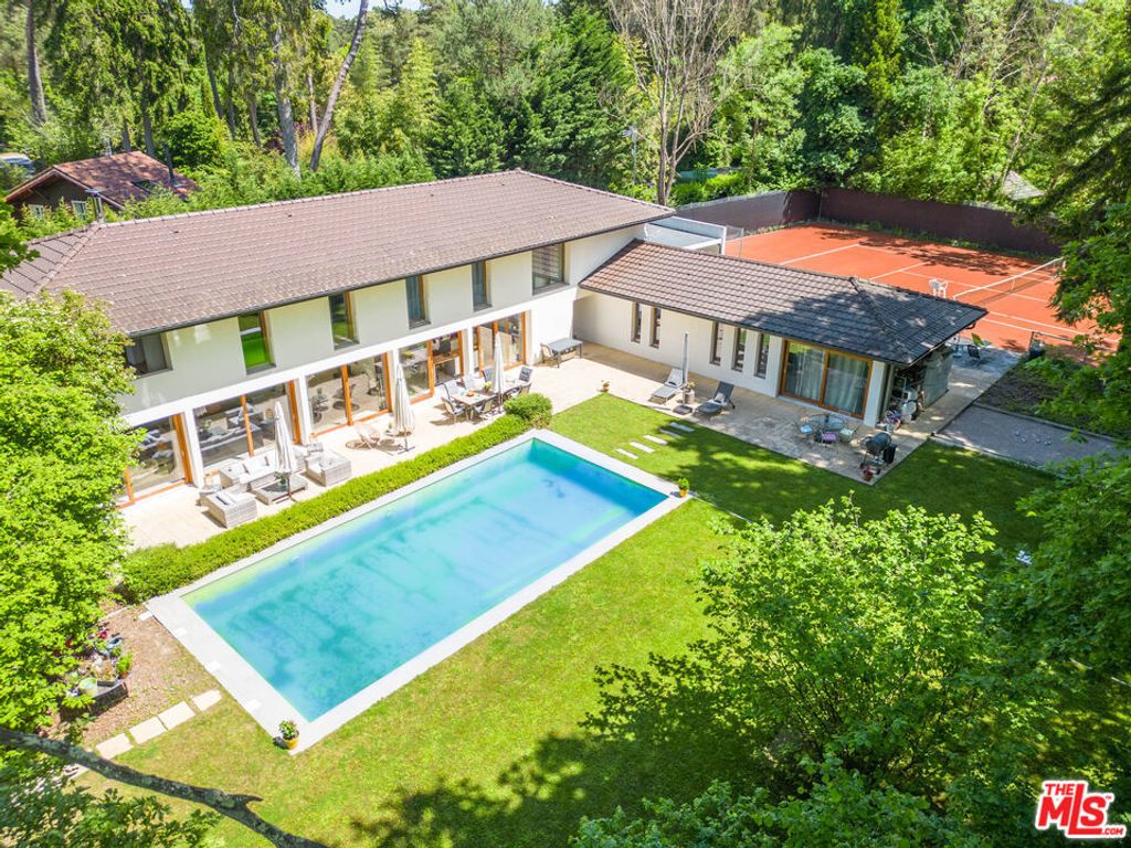 3 Allee Du Champ Malland, 74140 Sciez-sur-leman, # France, 