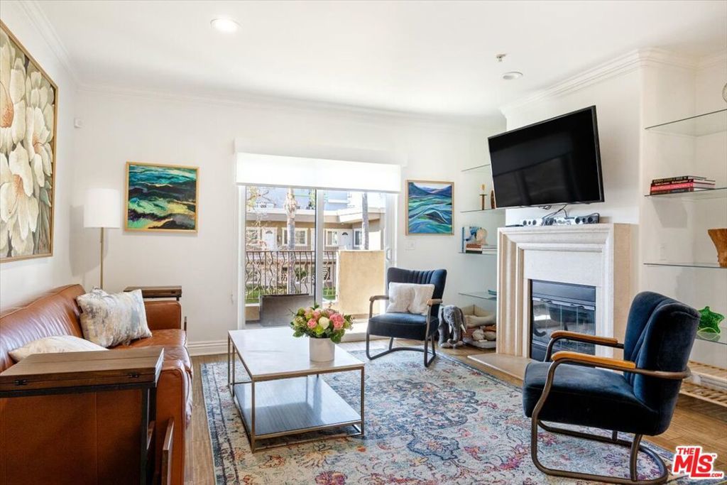 Photo of Listing #26637499