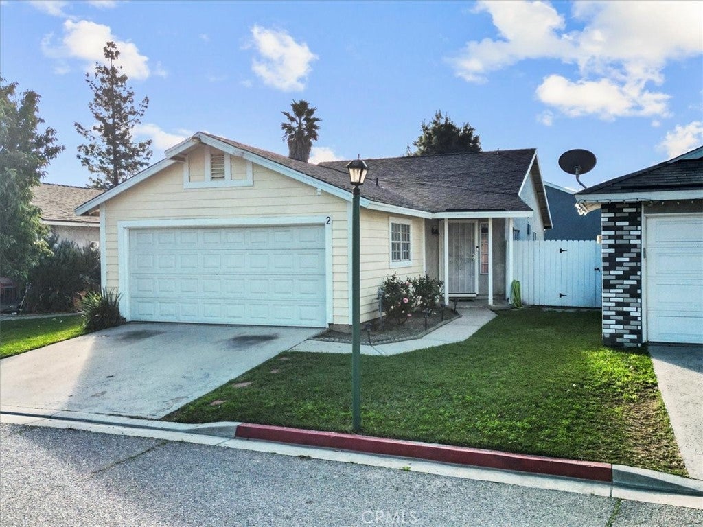 Photo of Listing #OC26009094