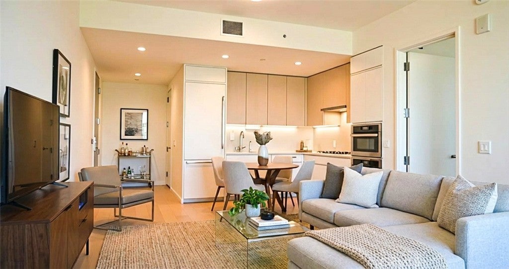 Photo of Listing #BB26009954