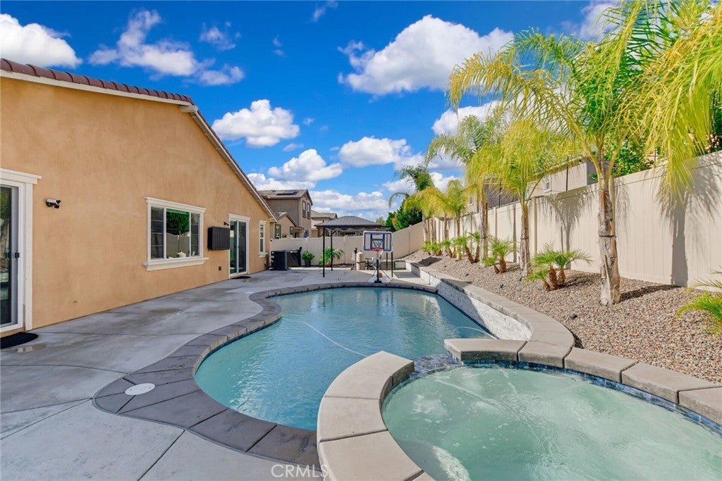 Photo of Listing #CV25279069